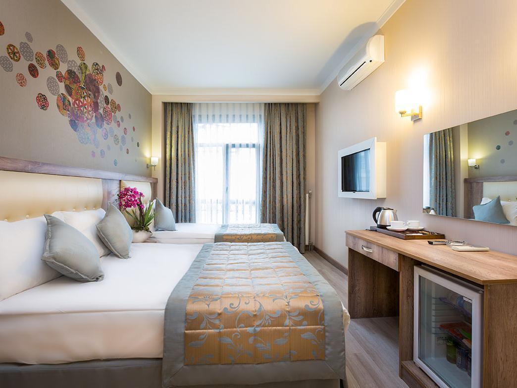 Fatih Hotel Corner Istanbul Exterior photo